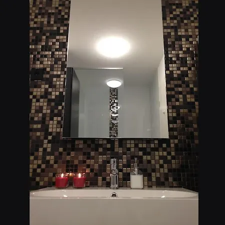 Gorgeous Flat With Garage Daire *