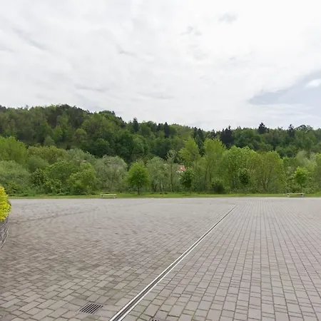 Daire Gorgeous Flat With Garage Ljubljana