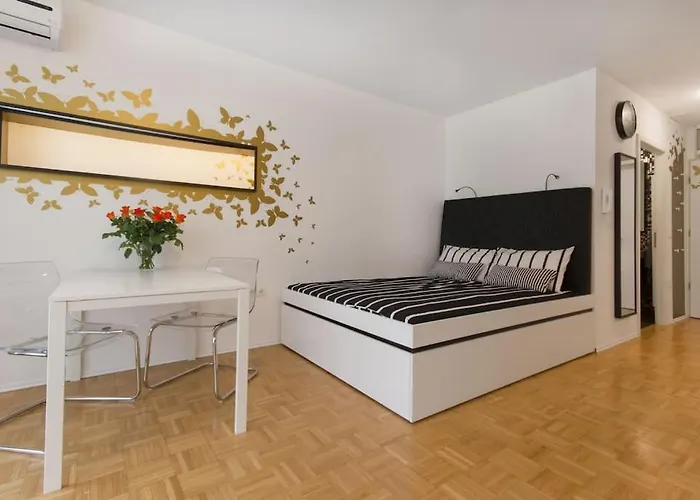 Gorgeous Flat With Garage Lägenhet