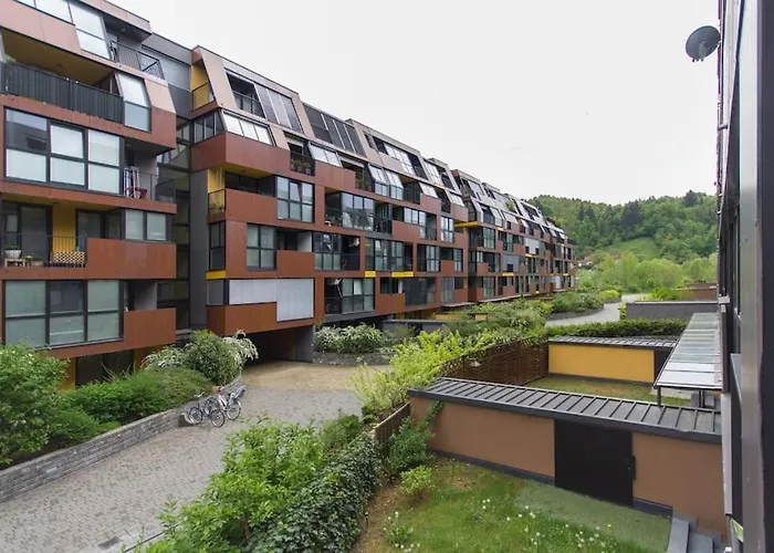 Gorgeous Flat With Garage Lägenhet *