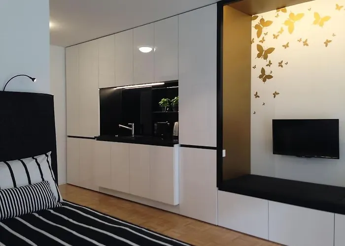 Gorgeous Flat With Garage Ljubljana