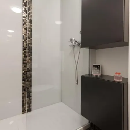 Apartmán Gorgeous Flat With Garage *